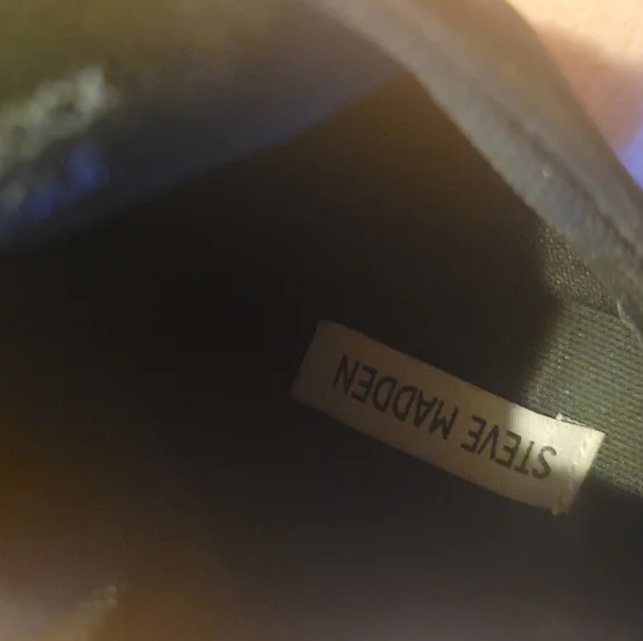 Runners - Picture 2 of 8